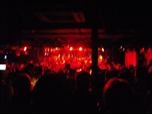 １０－ＦＥＥＴ　１